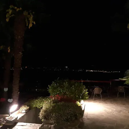 Monastero B&B 두비노